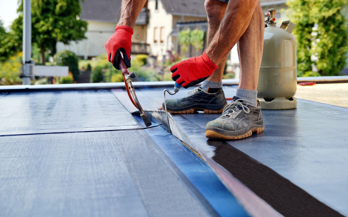 How Long Does It Take To Replace A Flat Roof: Factors and Timeline