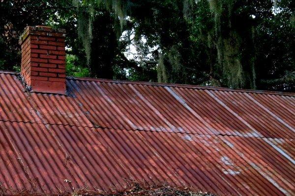 Do Metal Roofs Rust