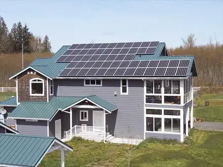 Can Solar Panels Go On Metal Roofs