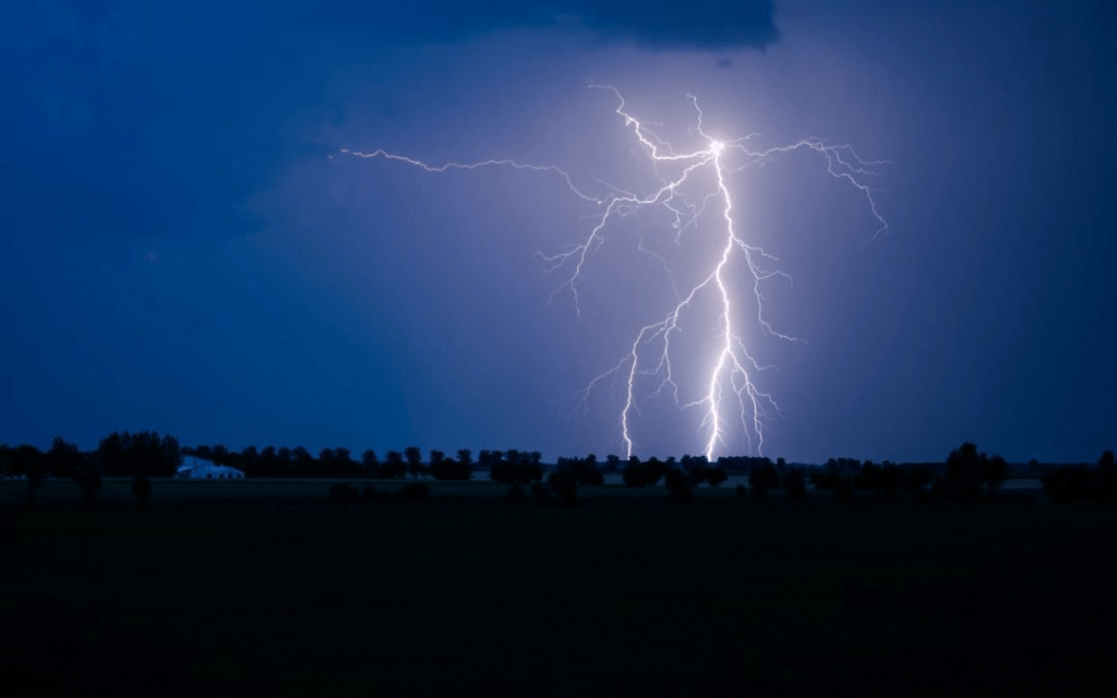 Does A Metal Roof Attract Lightning