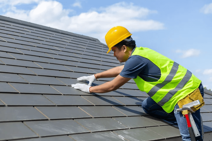 Metal Roofer Job Description: Roles, Responsibilities, and Skills Required