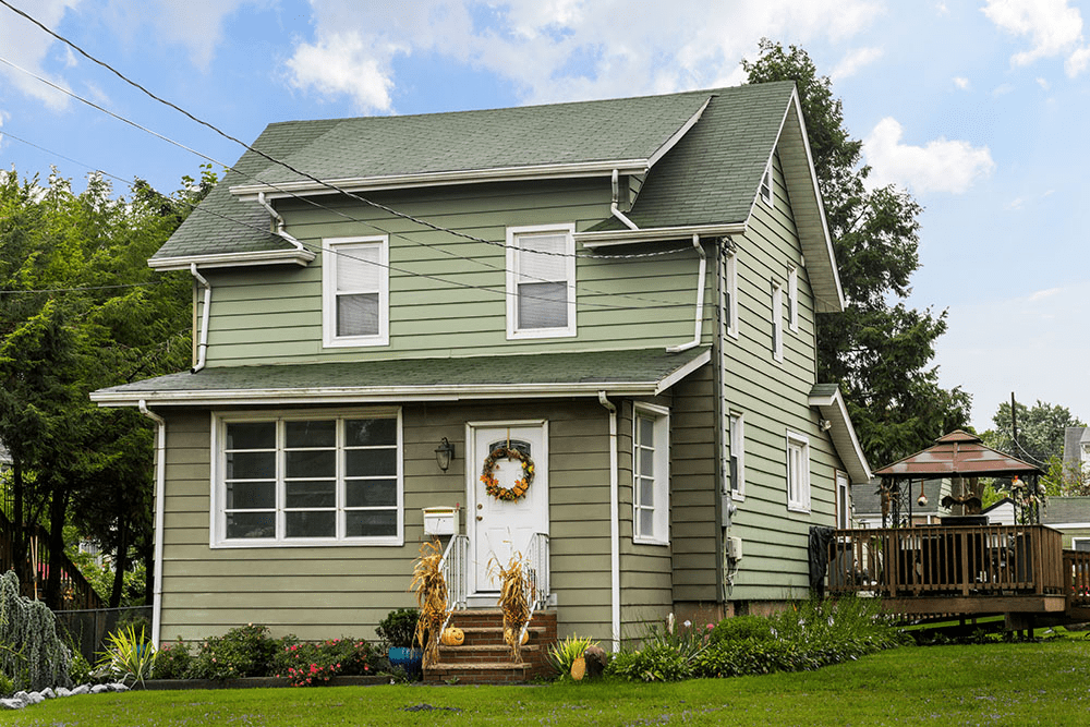 Best Color To Paint A House With A Green Roof: Top Stunning Choices for a Perfect Look