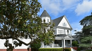 Does A House Turret Have To Have A Pointed Roof? Exploring the Design and Functionality