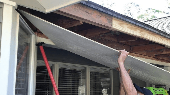 How to Fix a Board in the Edge of My House Roof: Step-by-Step Guide for Homeowners