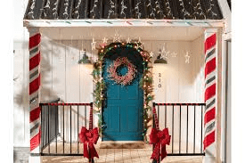 Hanging Christmas Lights On A House With Peak Of Roof