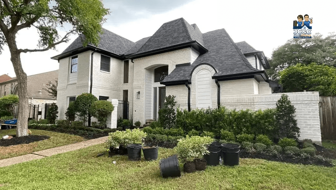 Houston TX When To Put A Roof On A House — Expert Timing Tips for a Smooth Roofing Project