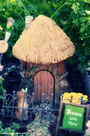 How To Create Thatched Roof Gnome Houses For The Garden That Delight? Charming DIY Guide