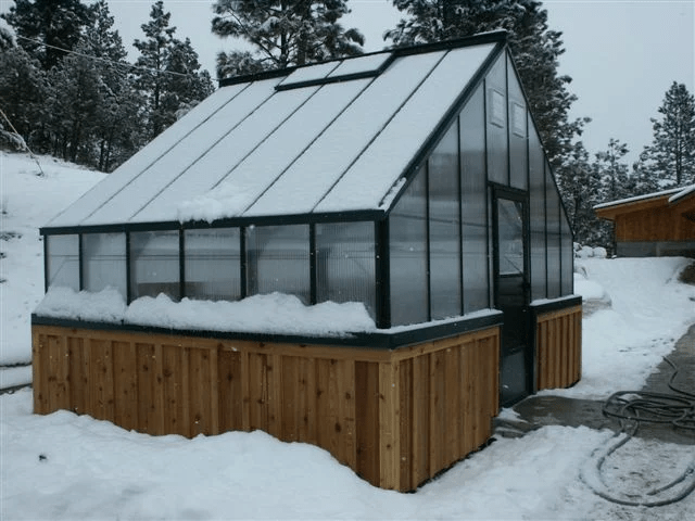 What Kind of Glass for Greenhouse Roofs in Snow Climate?
