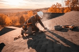 Best Temperatures to Put a Roof on a House